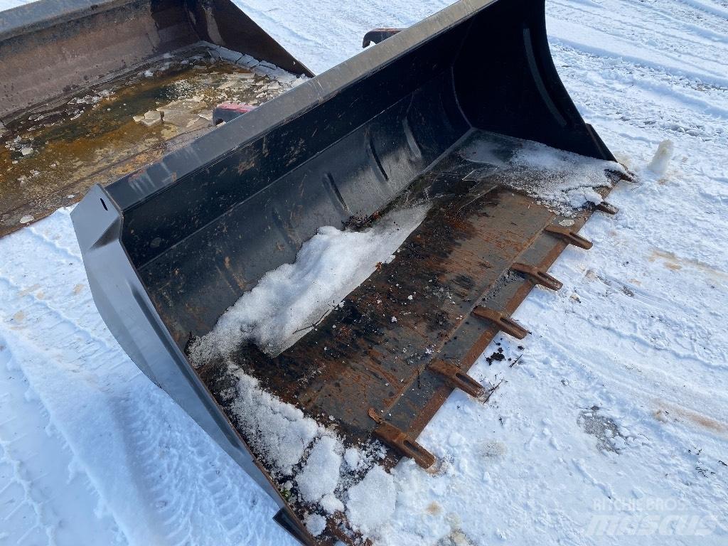 Ålö Grusskopa 180 Accesorii încarcatoare frontale