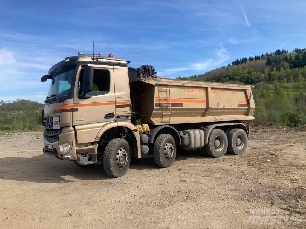 Mercedes-Benz Arocs Autobasculanta