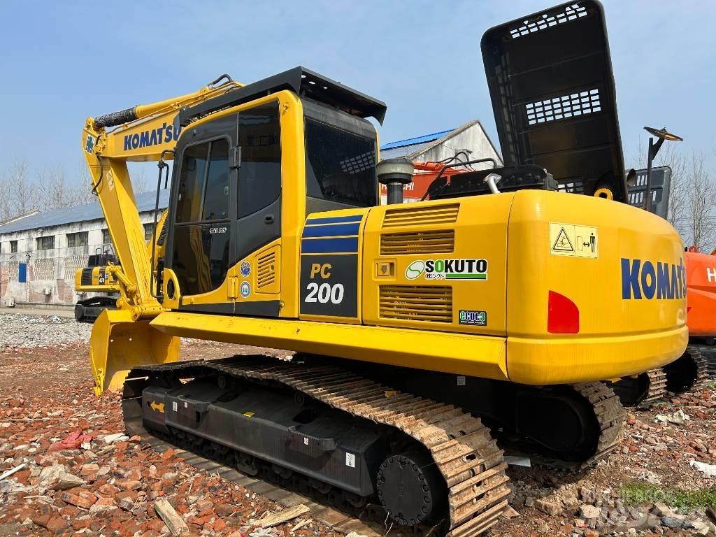 Komatsu PC 200-8 Excavatoare pe șenile
