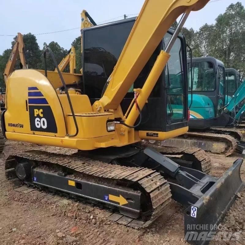Komatsu PC 60 Excavatoare pe șenile
