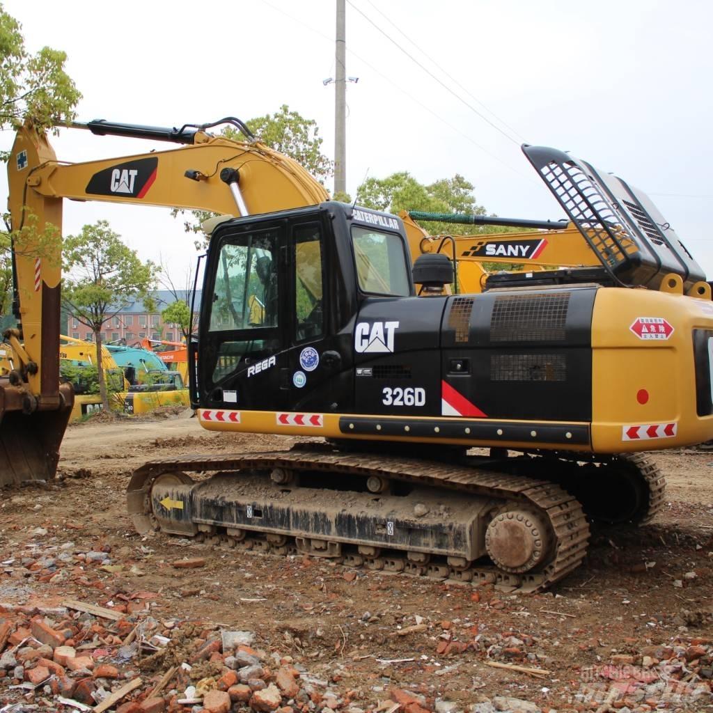CAT 326D Excavatoare pe șenile
