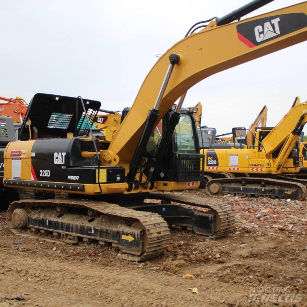 CAT 326D Excavatoare pe șenile
