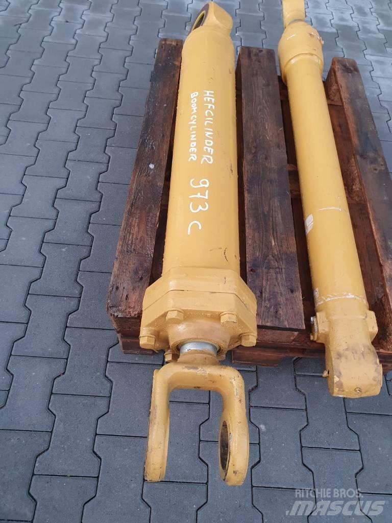 CAT 973 C Axe