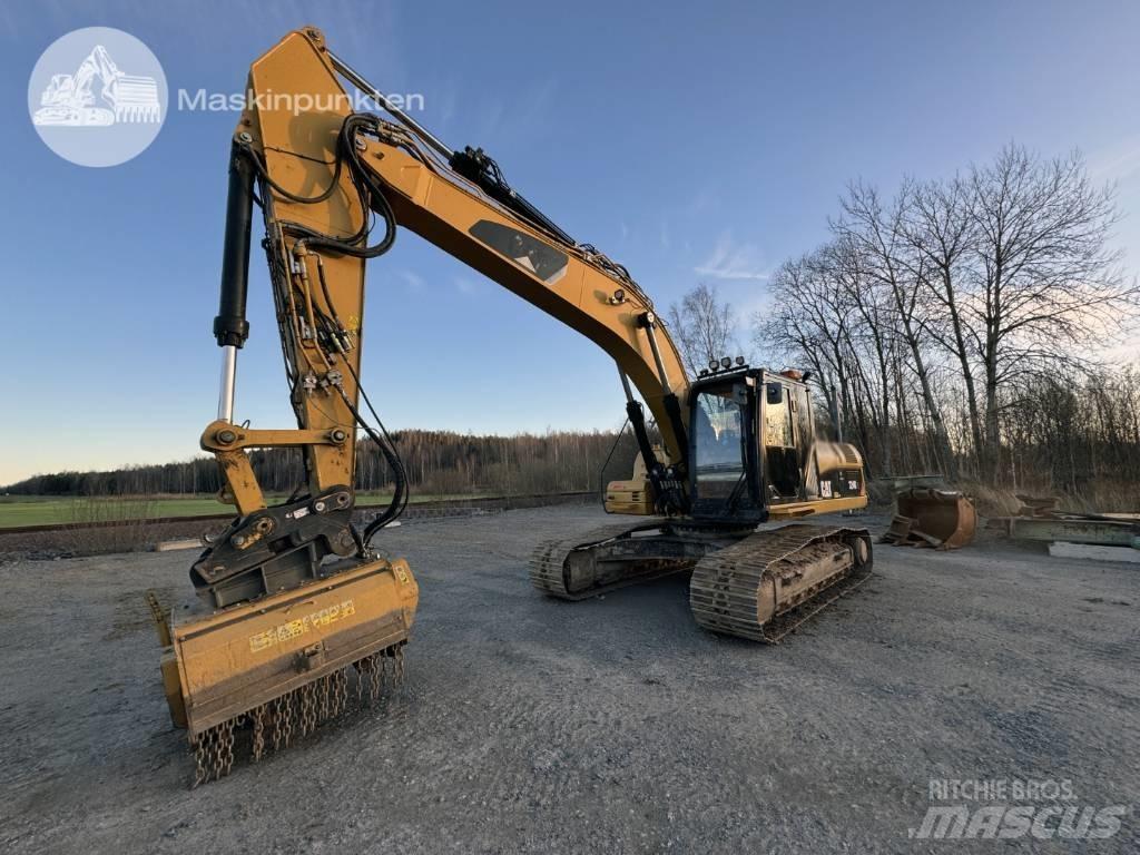 CAT 324 D L Excavatoare pe șenile
