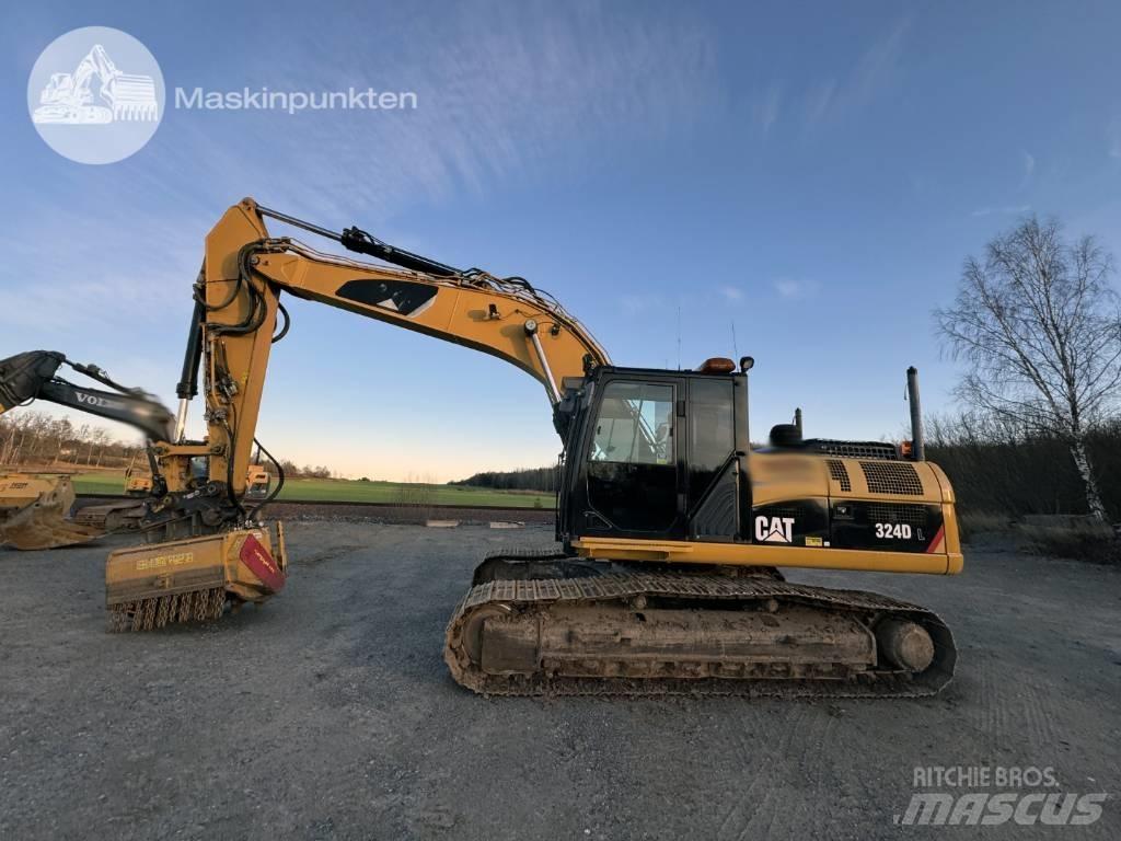 CAT 324 D L Excavatoare pe șenile
