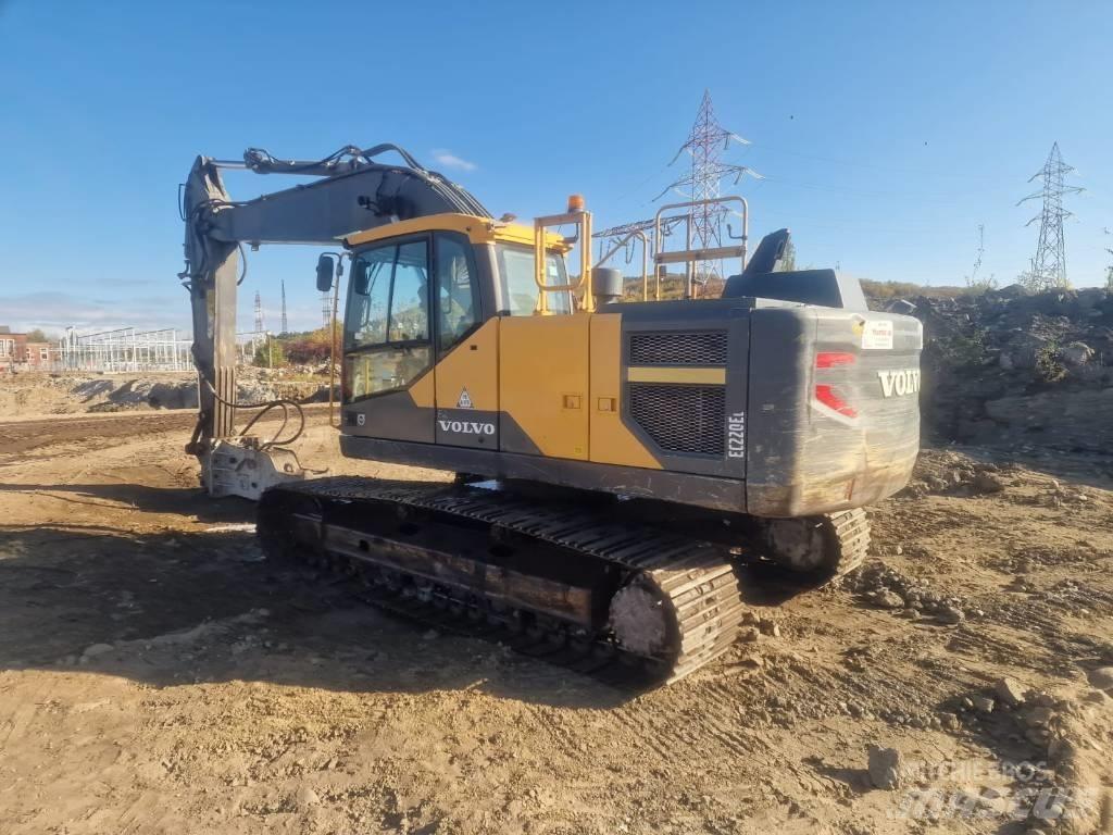 Volvo EC 220 E Excavatoare pe șenile
