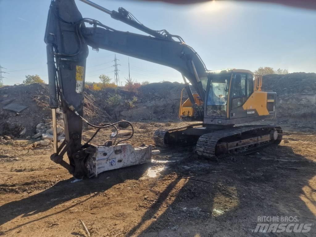 Volvo EC 220 E Excavatoare pe șenile
