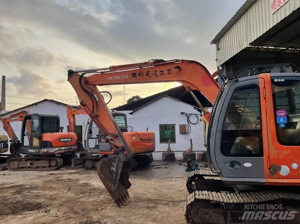 Hitachi ZX 80 Excavatoare pe șenile

