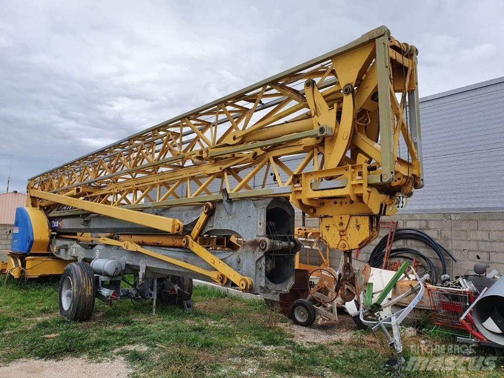 Potain IGO 50 Self erecting cranes