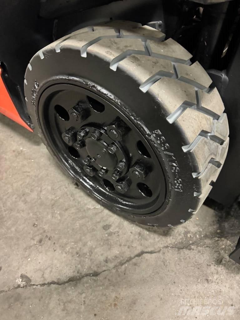 Toyota 8 FG CU 25 Strivuitoare-altele