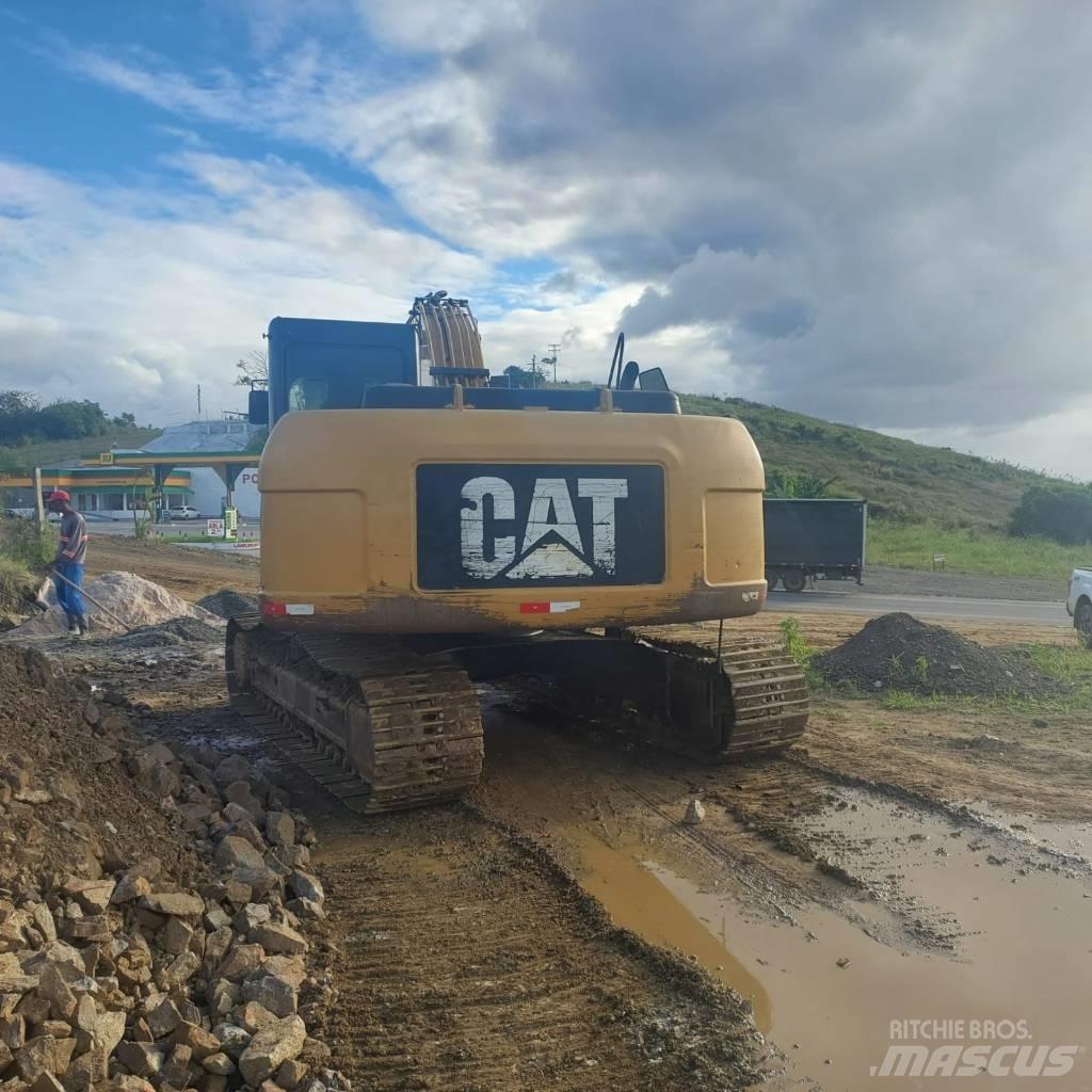CAT 320D Excavatoare pe șenile
