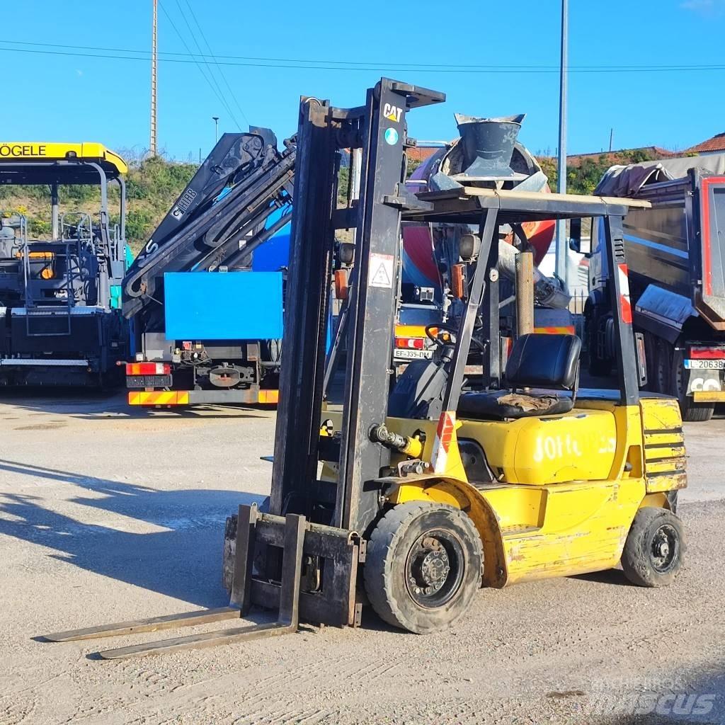 CAT DP 25 Stivuitor diesel