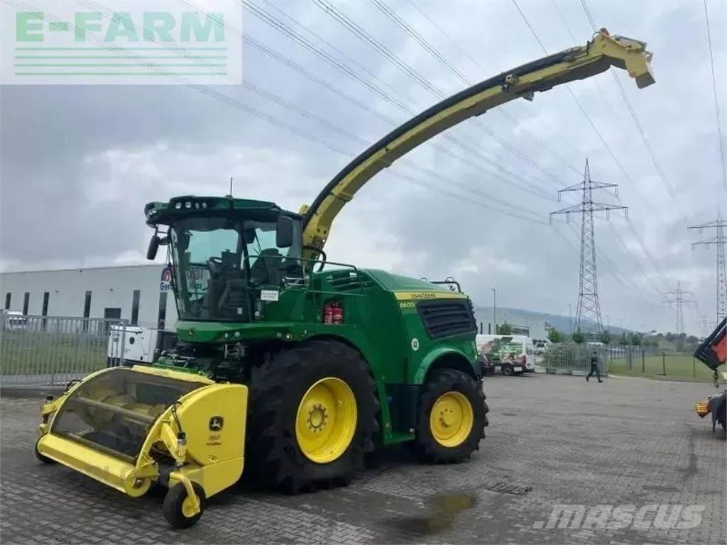 John Deere 8600i Forajere cu autopropulsare