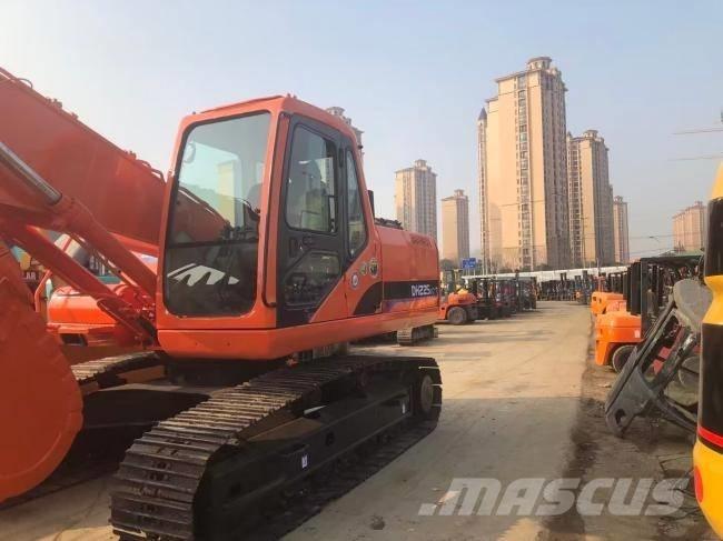 Doosan DH 225 LC-9 Excavatoare pe șenile

