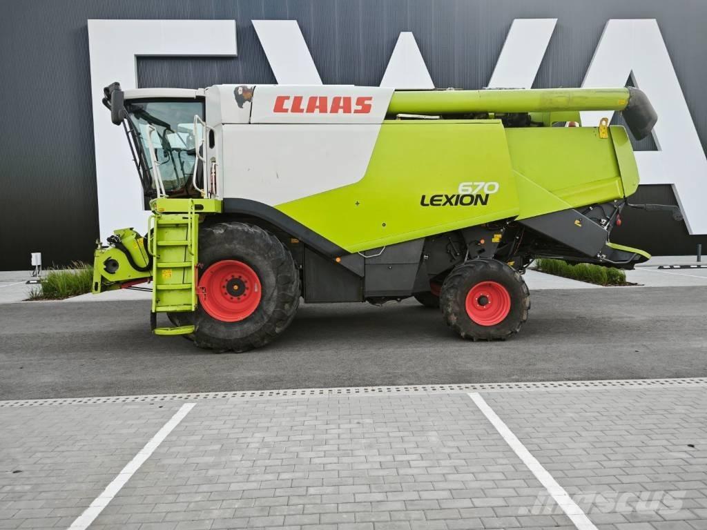 CLAAS Lexion 670 Combine de secerat