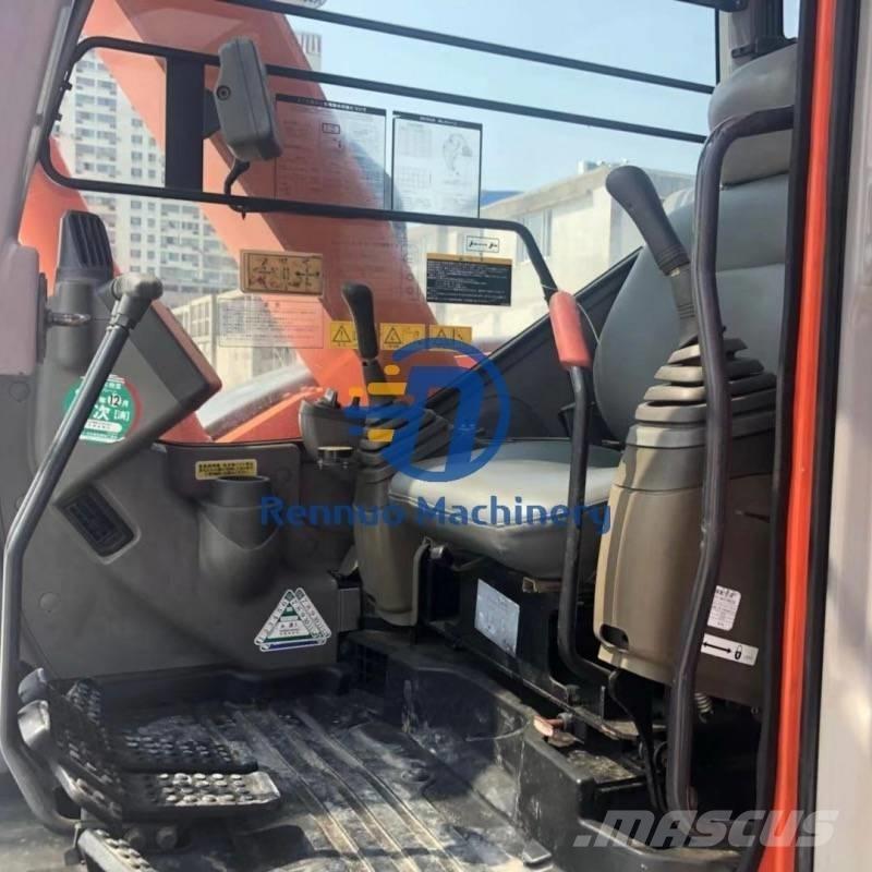 Hitachi ZX 75 US Excavatoare pe șenile
