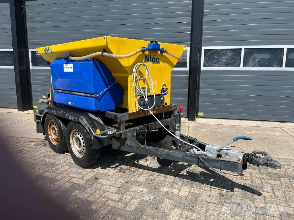 Nido Stratos Utilaje întreţinere terenuri - Altele