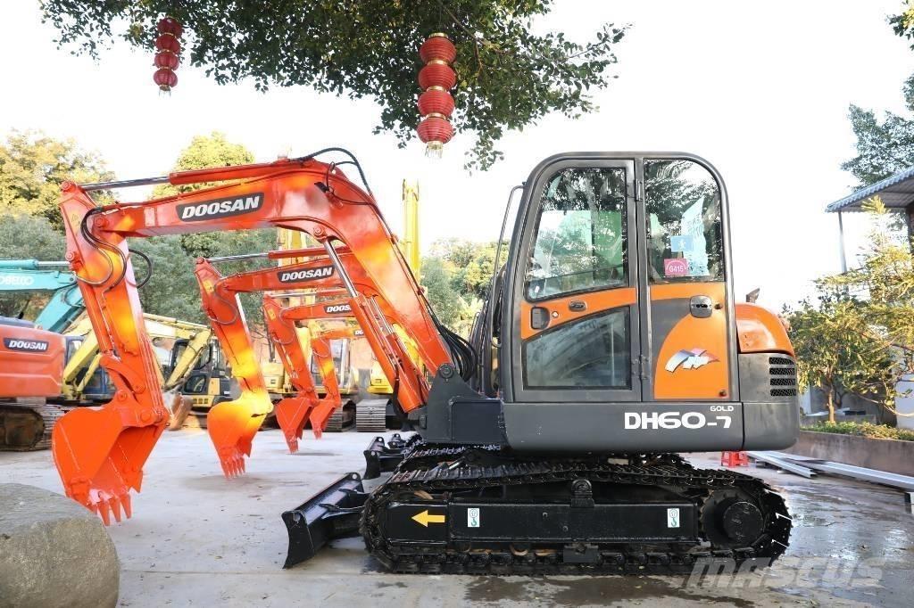 Doosan DH 60-7 Mini excavatoare < 7t