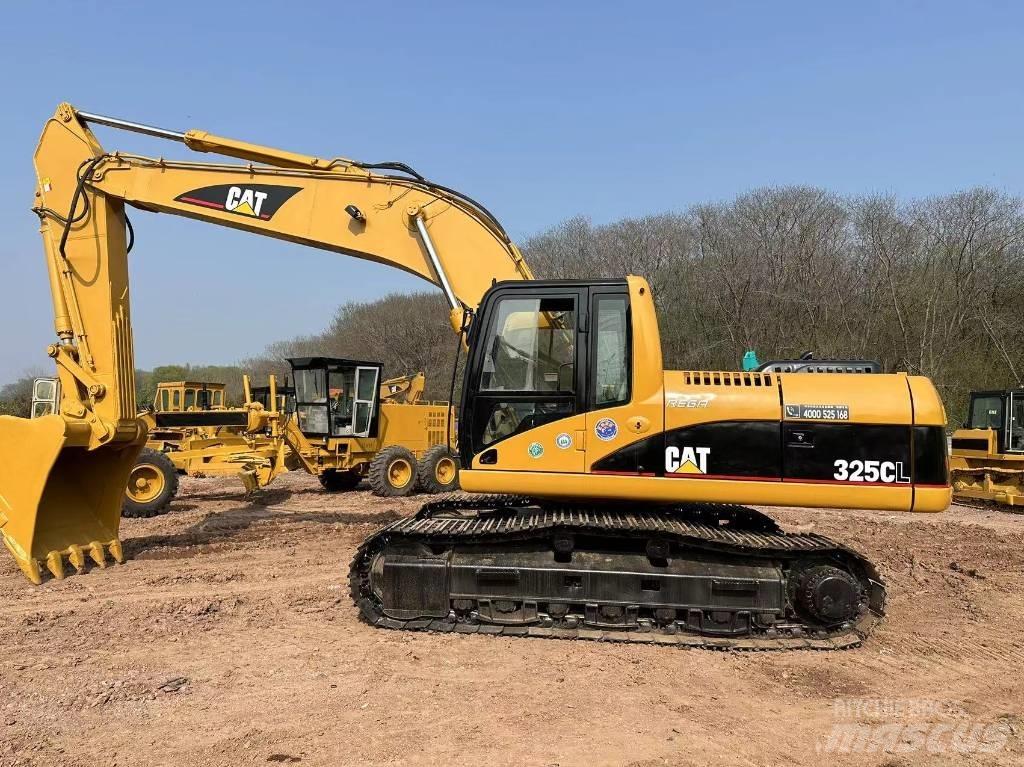 CAT 325 CL Excavatoare pe șenile
