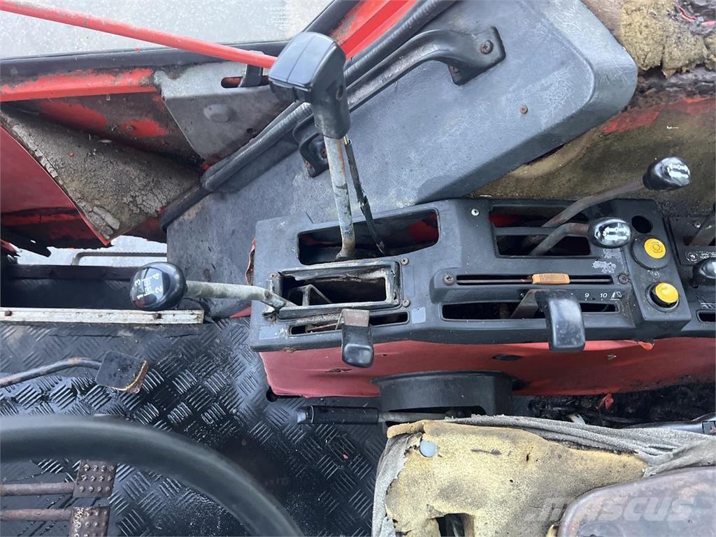 Valtra Valmet 705 Tractoare