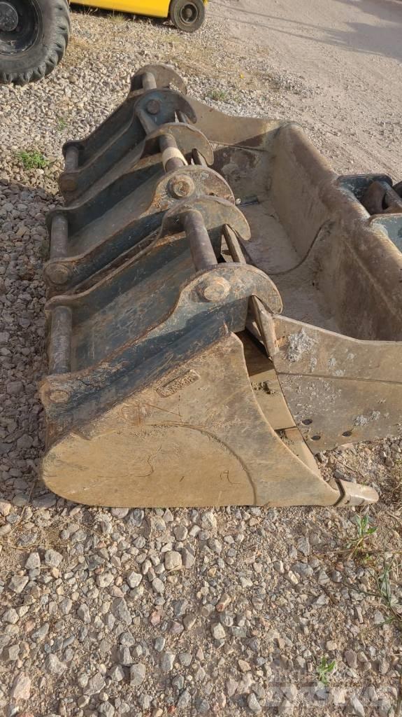 Neuson 75 Z 3 Excavatoare 7t - 12t