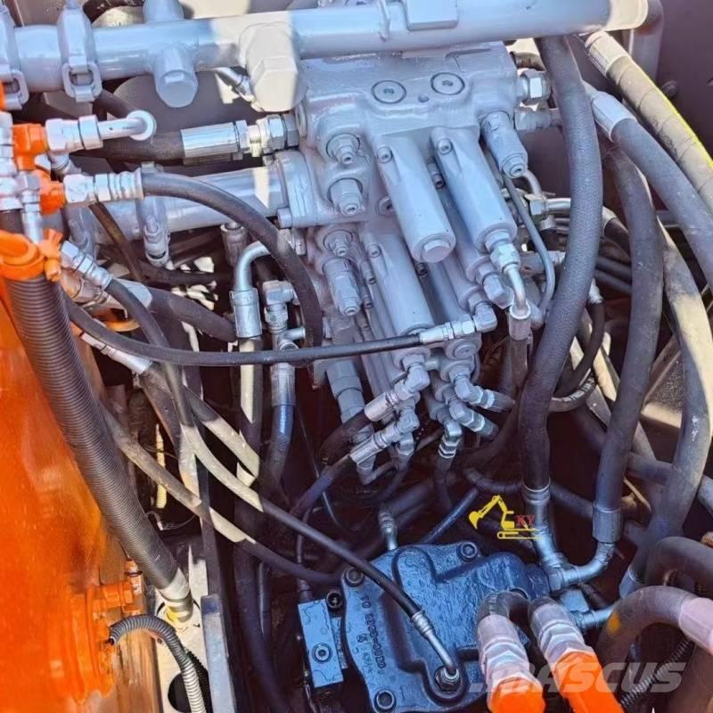 Hitachi 70 Excavatoare pe șenile
