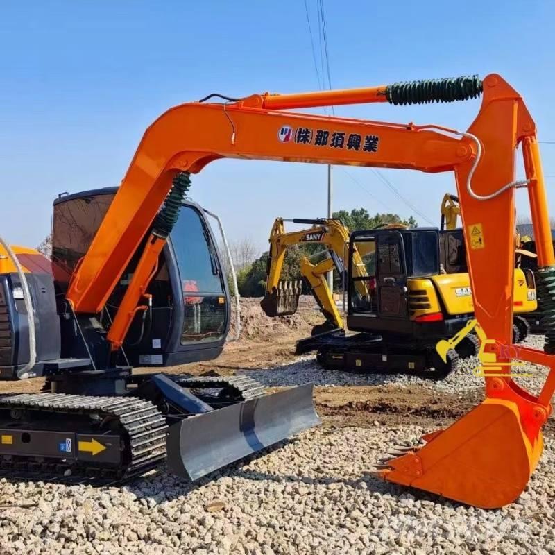 Hitachi 70 Excavatoare pe șenile
