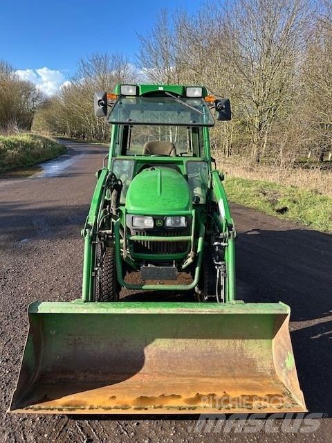 John Deere 2720 Tractoare compacte
