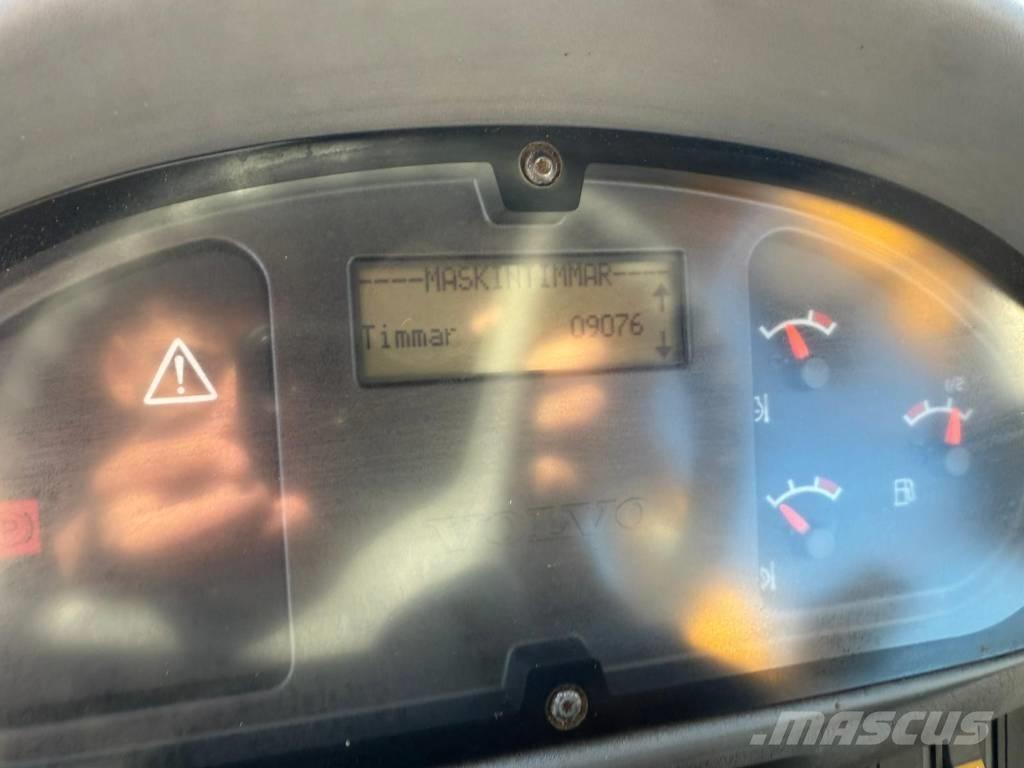 Volvo L 70 E Incarcator pe pneuri