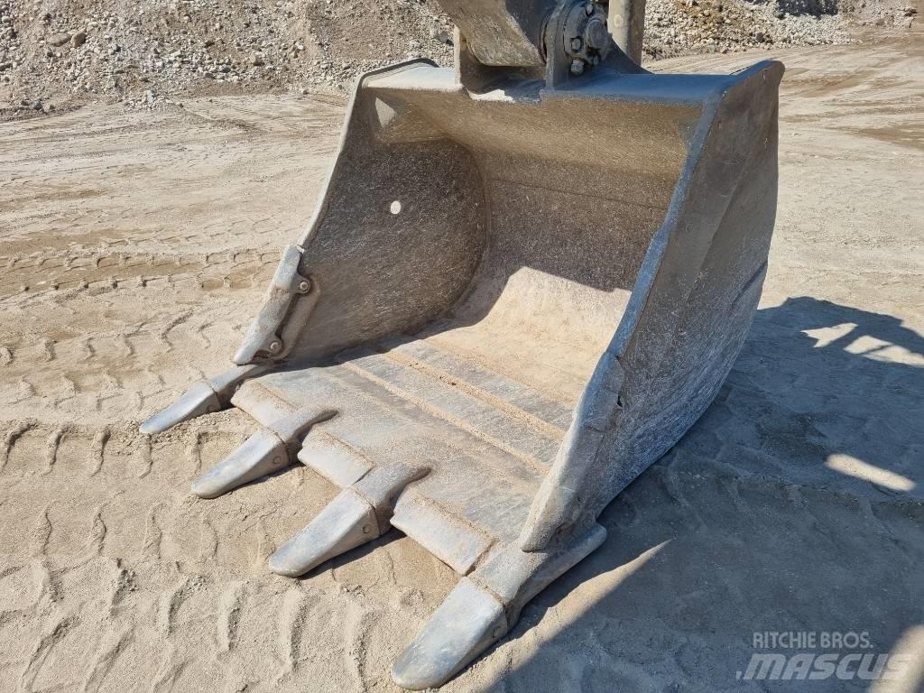 Komatsu HB 365 LC-3 Excavatoare pe șenile
