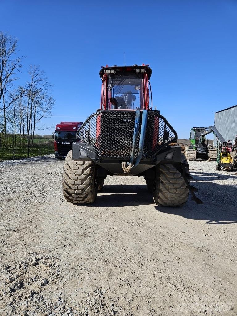 Komatsu 895 Transportoare