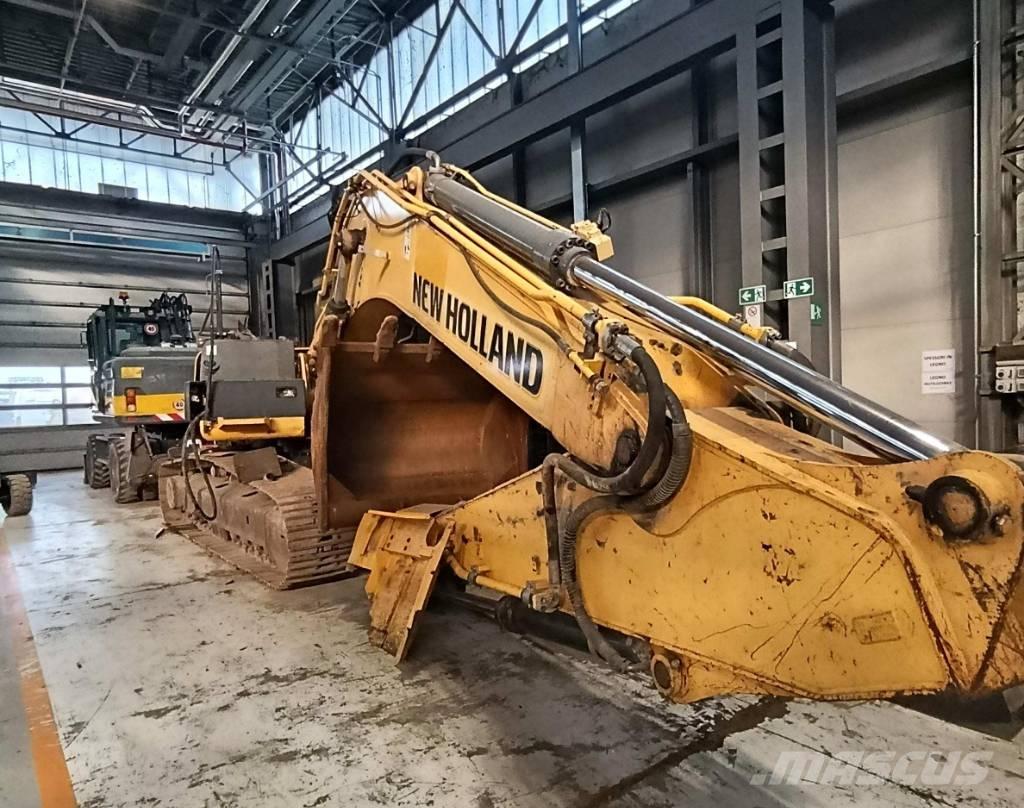 New Holland E 265 Excavatoare pe șenile
