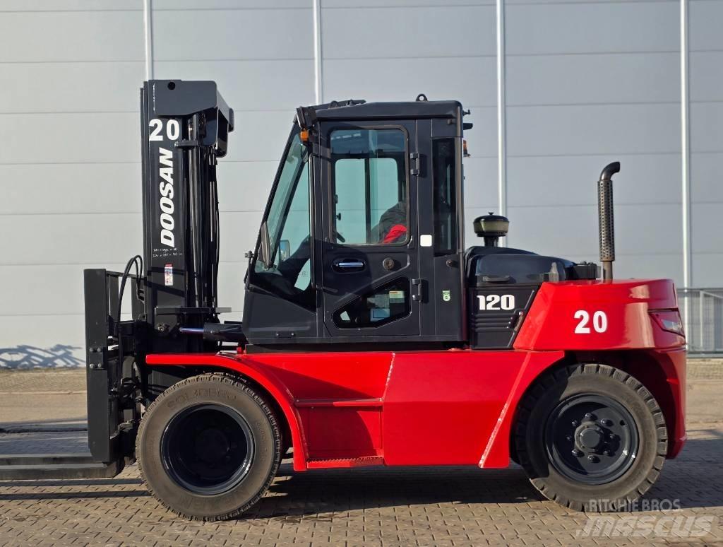 Doosan D90/120 S-7 Stivuitor diesel