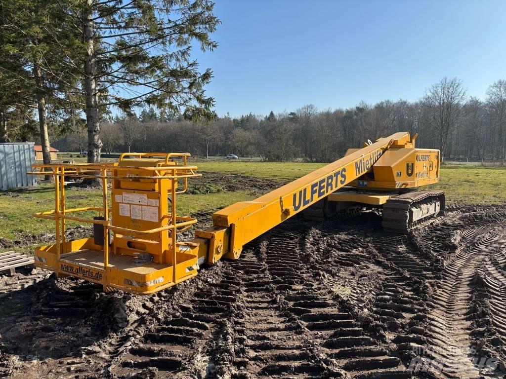Aichi SR21 A Nacele cu brat telescopic