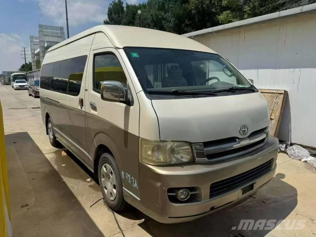 Toyota Hiace Mini autobuze