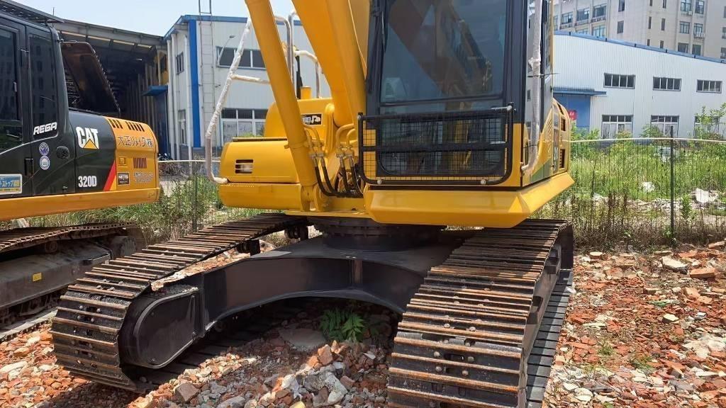 Komatsu PC 210 LC Excavatoare pe șenile
