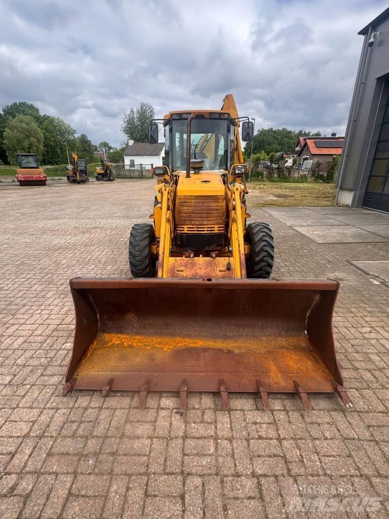 Komatsu WB 97 R-5EO Buldoexcavatoare