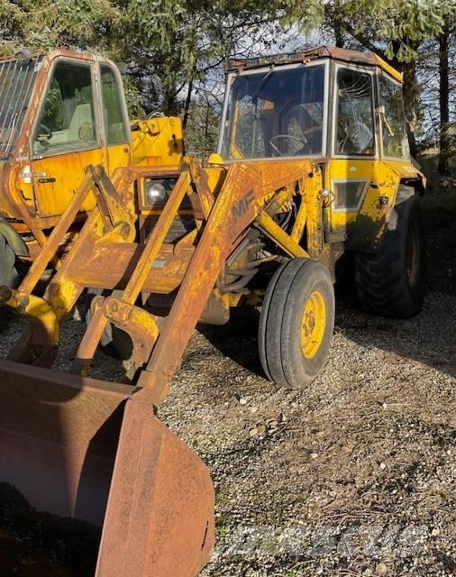 Massey Ferguson 50HX Buldoexcavatoare