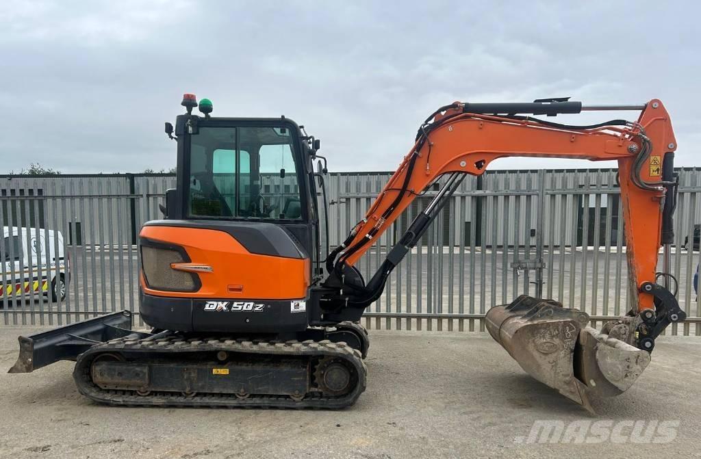 Doosan DX50Z-7 Mini excavatoare < 7t