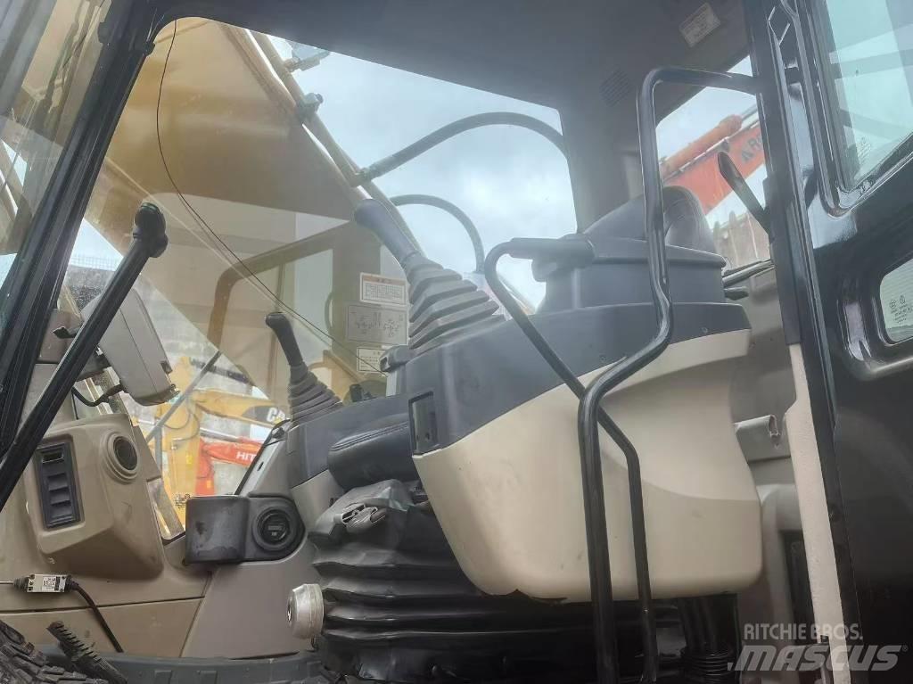 CAT 325C Excavatoare pe șenile
