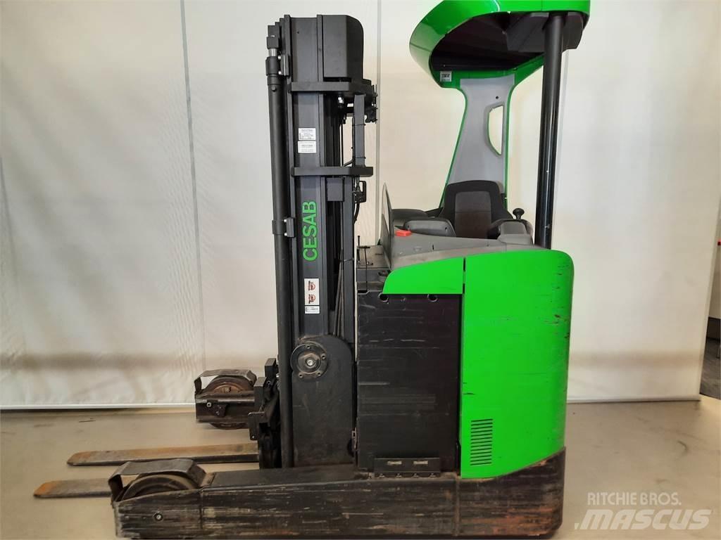Cesab R 325 Stivuitor cu catarg retractabil