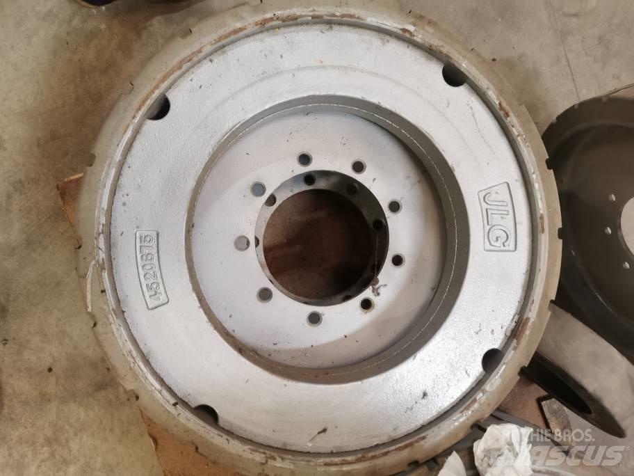 JLG E 300 AJP Anvelope, roti si jante