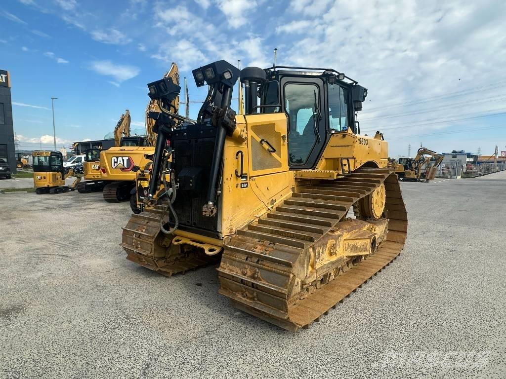 CAT D 6 XE Buldozere pe senile