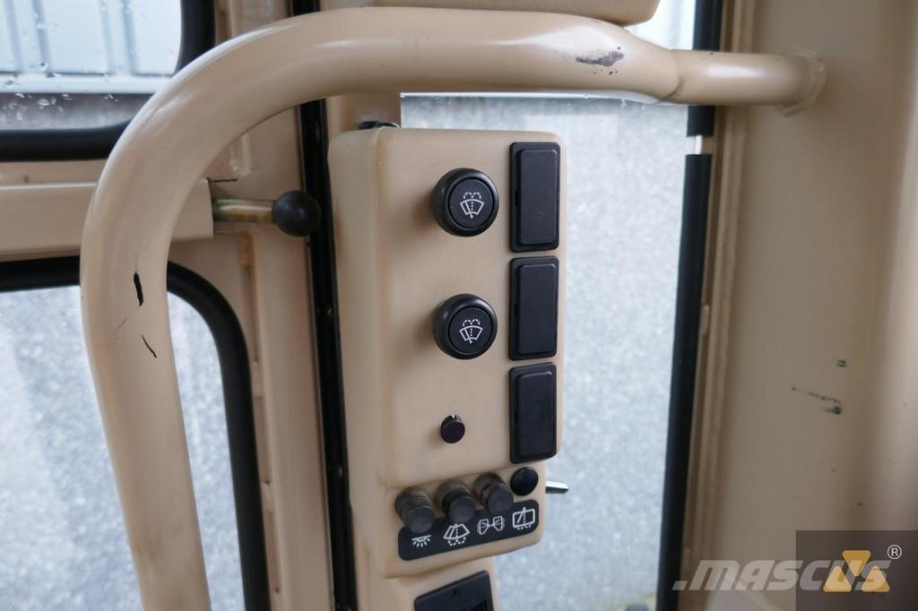 CAT 140H Ex-army Gredere