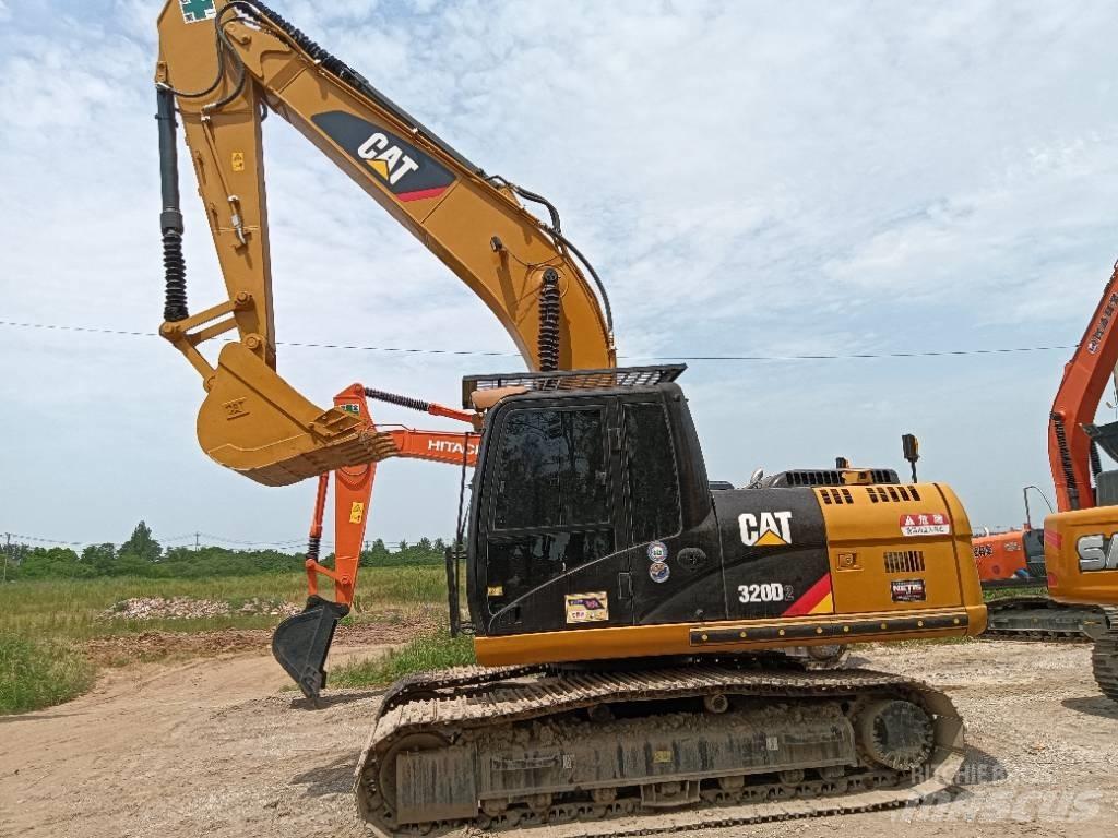 CAT 320D2 Excavatoare 7t - 12t