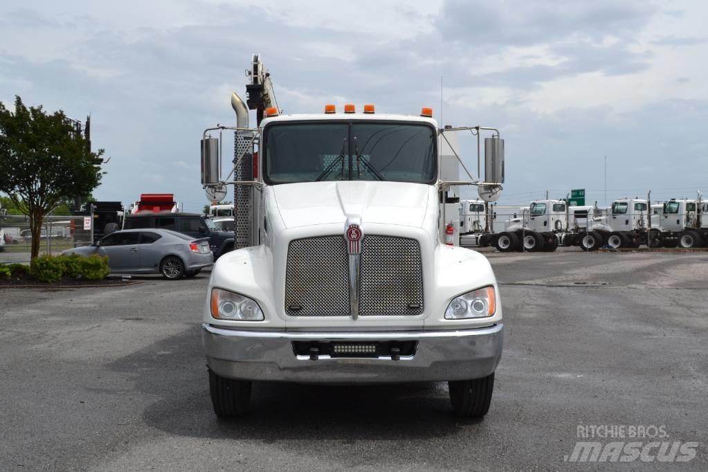 Kenworth T 370 Municipal/vehicul cu uz general