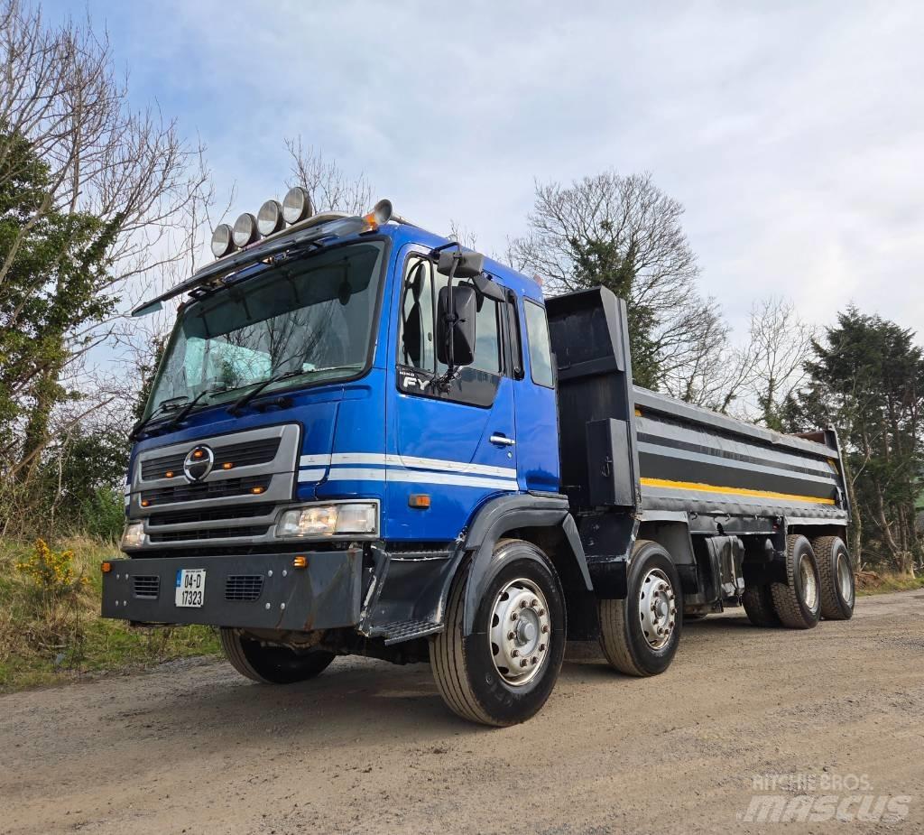 Hino 700 FY Autobasculanta