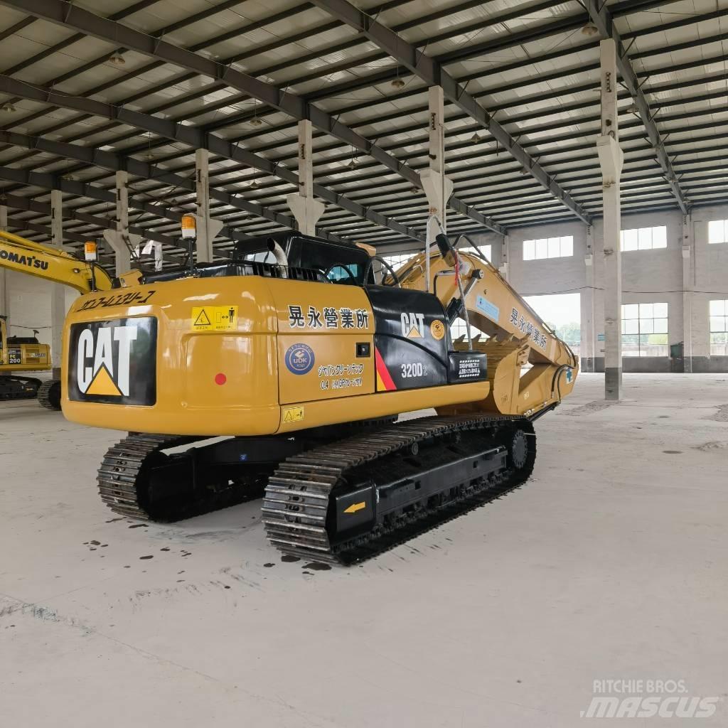 CAT 320 D2 Excavatoare pe șenile
