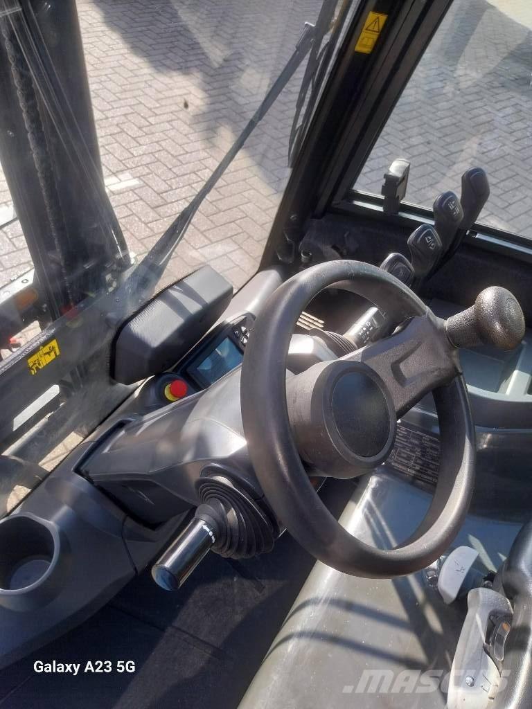 UniCarriers MX 25 Stivuitor electric