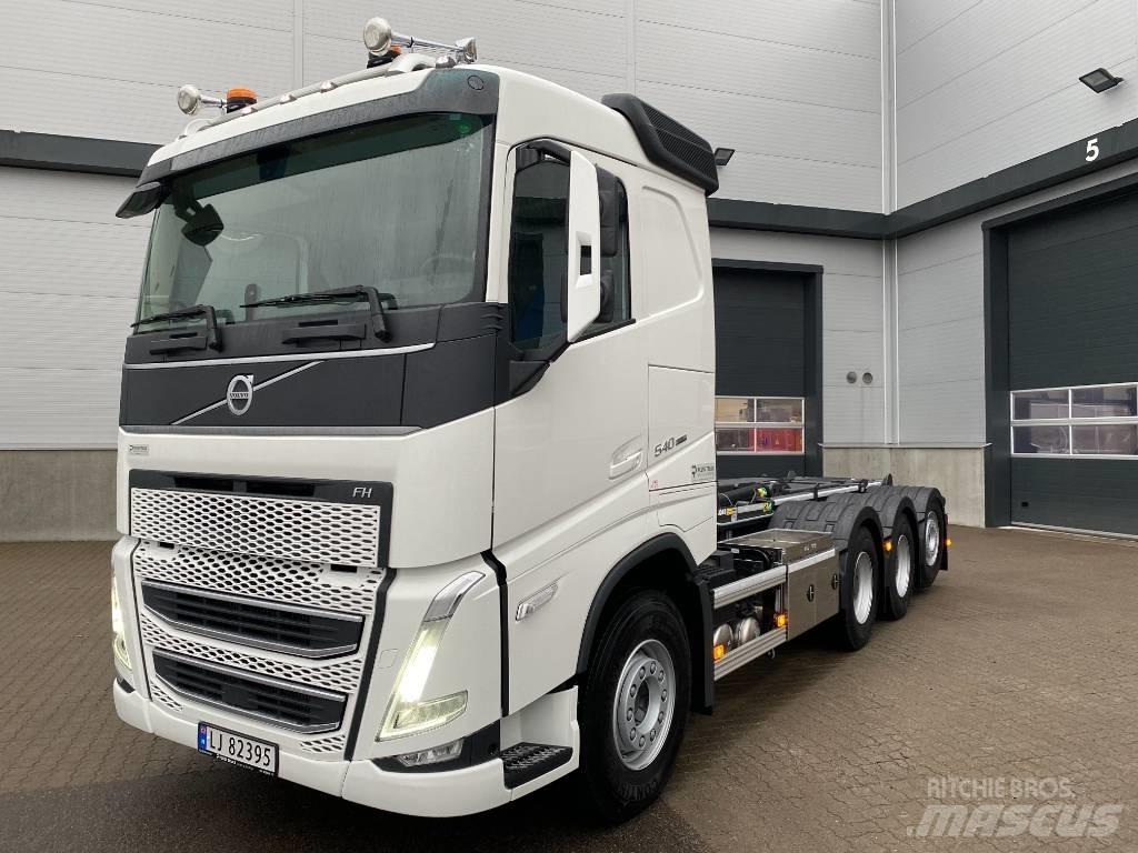 Volvo FH540 Tridem Camion cu carlig de ridicare